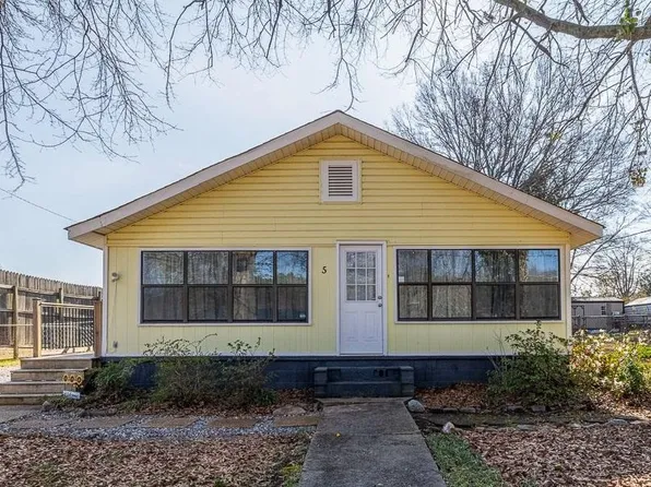 5 Vanpatton St, Inman, SC 29349