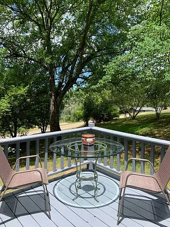 249 Sunset View Dr — Photo 3