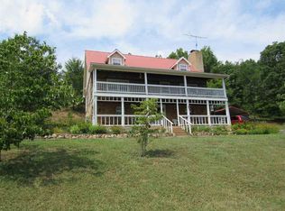 1130 Blackberry Cove Dr, Newport, TN 37821