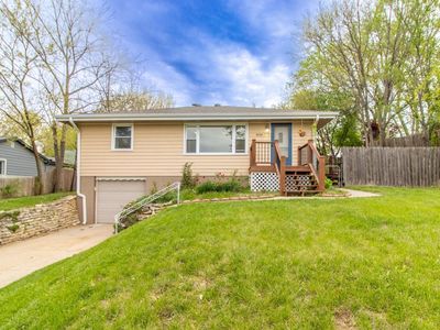 8514 Pinkney St, Omaha, NE, 68134