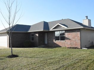 748 S Lloyd Dr, Rogersville, MO 65742