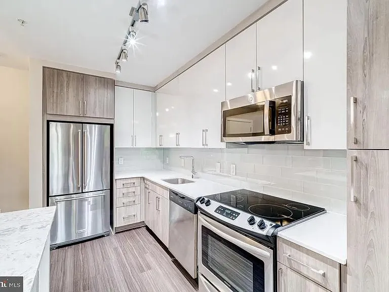 145 Riverhaven Dr #23 — Photo 8