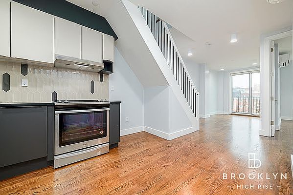 1st image of 530 Midwood St APT 4F