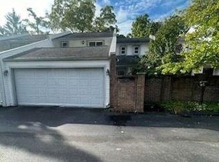 165 E Long Lake Rd, Bloomfield Hills, MI 48304