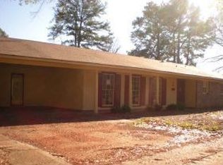 5110 Ridgewood Rd, Jackson, MS 39211