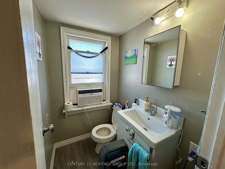 1125 Cannon St E — Photo 6