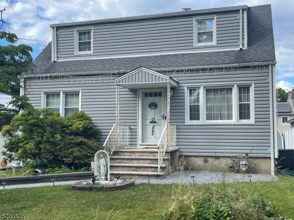 2740 N Stiles St, Linden City, NJ 07036