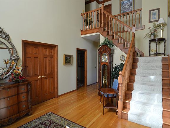 2nd image of 5970 Countrymeadow Ln