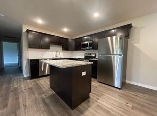 3065 Gateway Dr #11446109, Eau Claire, WI 54701