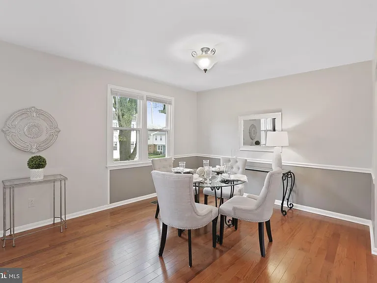 14 Ramsdell Ct — Photo 3