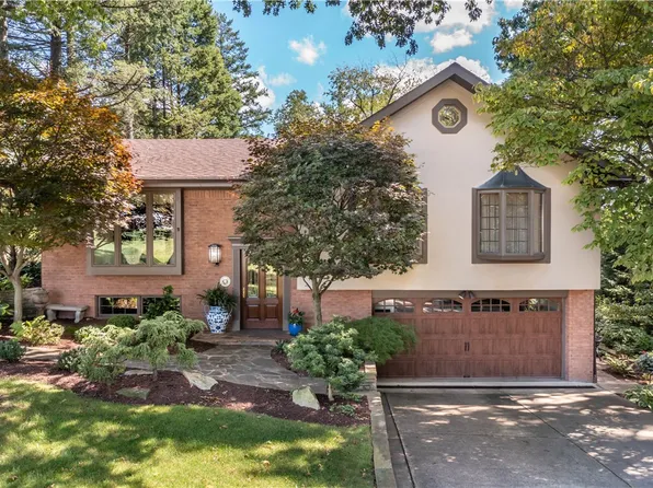 1247 Highland Rd, Monongahela, PA 15063