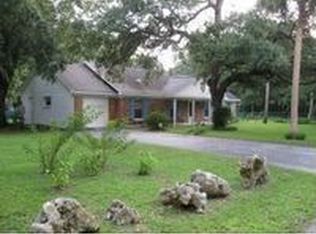 48 Dixon Ave, Inglis, FL 34449