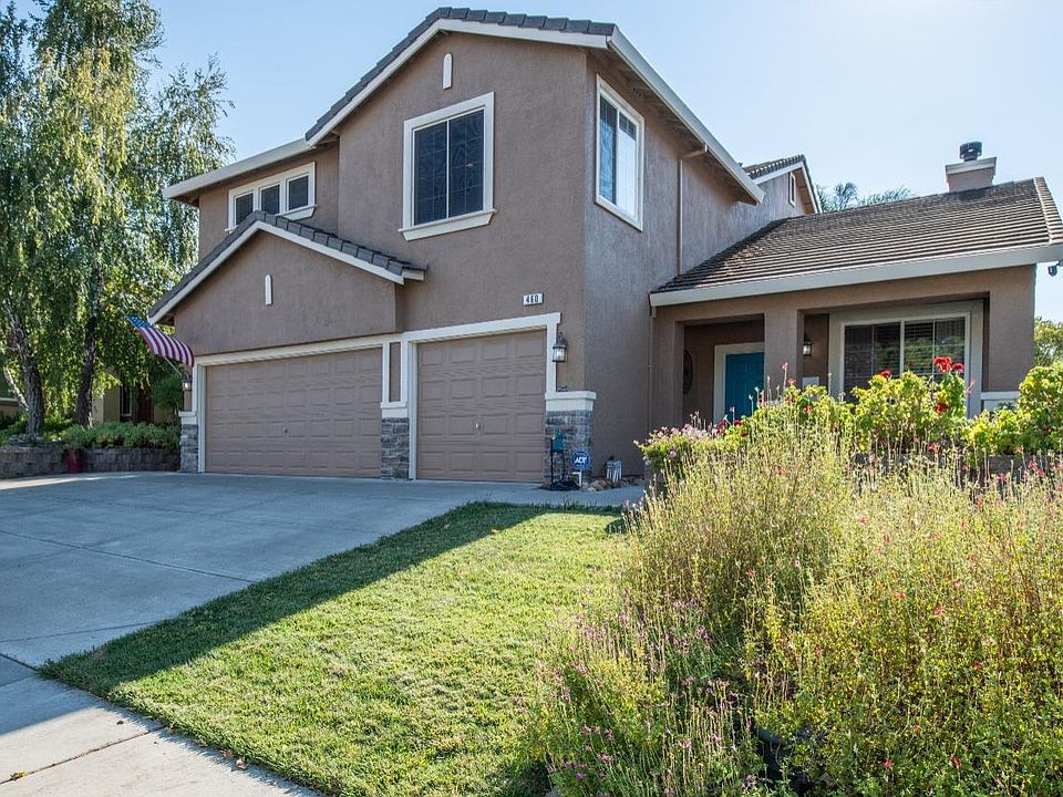 1st image of 460 Crownpointe Cir