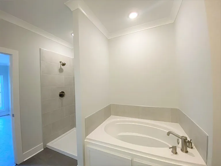17530 Comfort Blvd — Photo 6