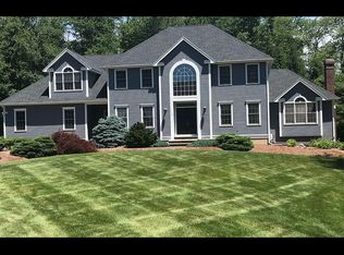 8 Niblick Rd, Shrewsbury, MA 01545