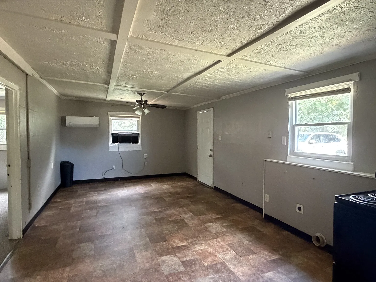 1343 Jackson Street - B — Photo 3