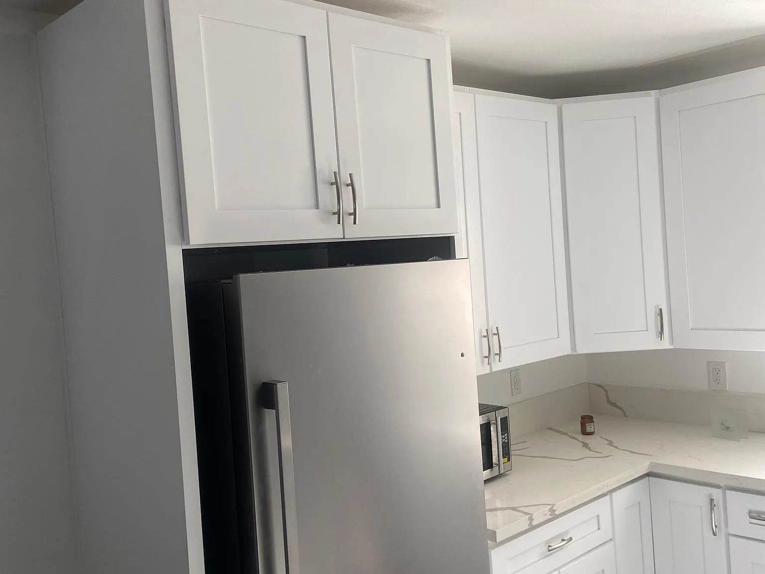 4 bed, 1386 sqft, $9,300 — Photo 1