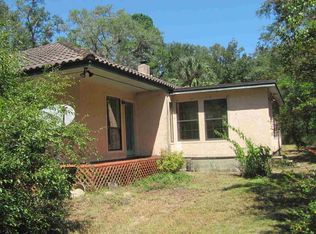 116 Isle Of Paradise Rd, Crawfordville, FL 32327