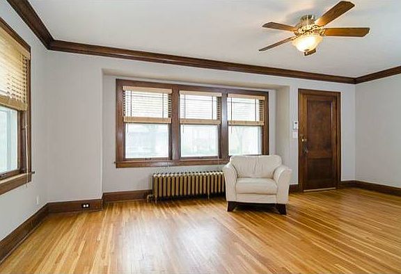 4th image of 3439 Harriet Ave #1