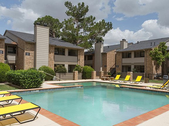 2nd image of 5050 Tanglewood Ln #1006