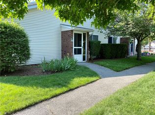 888 Halifax Dr, Warwick, RI 02886