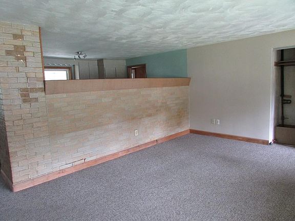3rd image of 21 Stella Rd