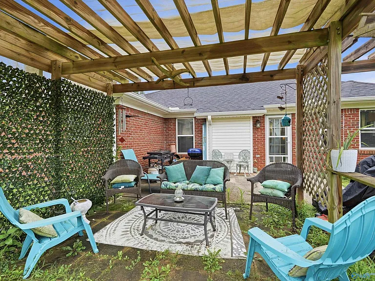 140 Poplar Green Ln — Photo 16