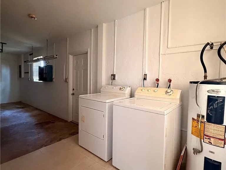 18433 Iris Rd — Photo 5