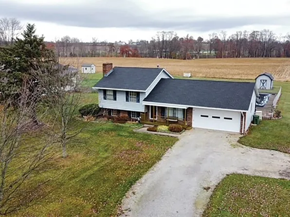 26234 Hartley Rd, Beloit, OH 44609
