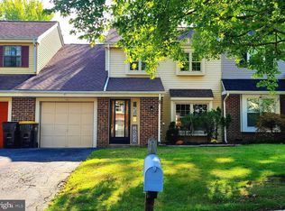 10 Green Woods Dr, Horsham, PA