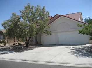 8708 Springhill Dr NW, Albuquerque, NM 87114