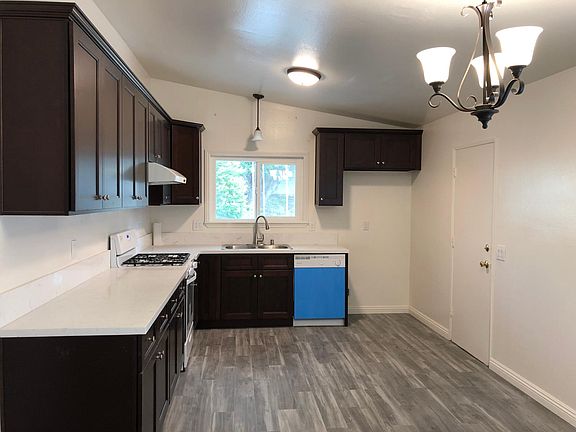 4th image of 1438 Delamere Dr