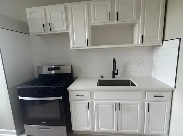 148 Palm St APT 8, Newark, NJ 07106