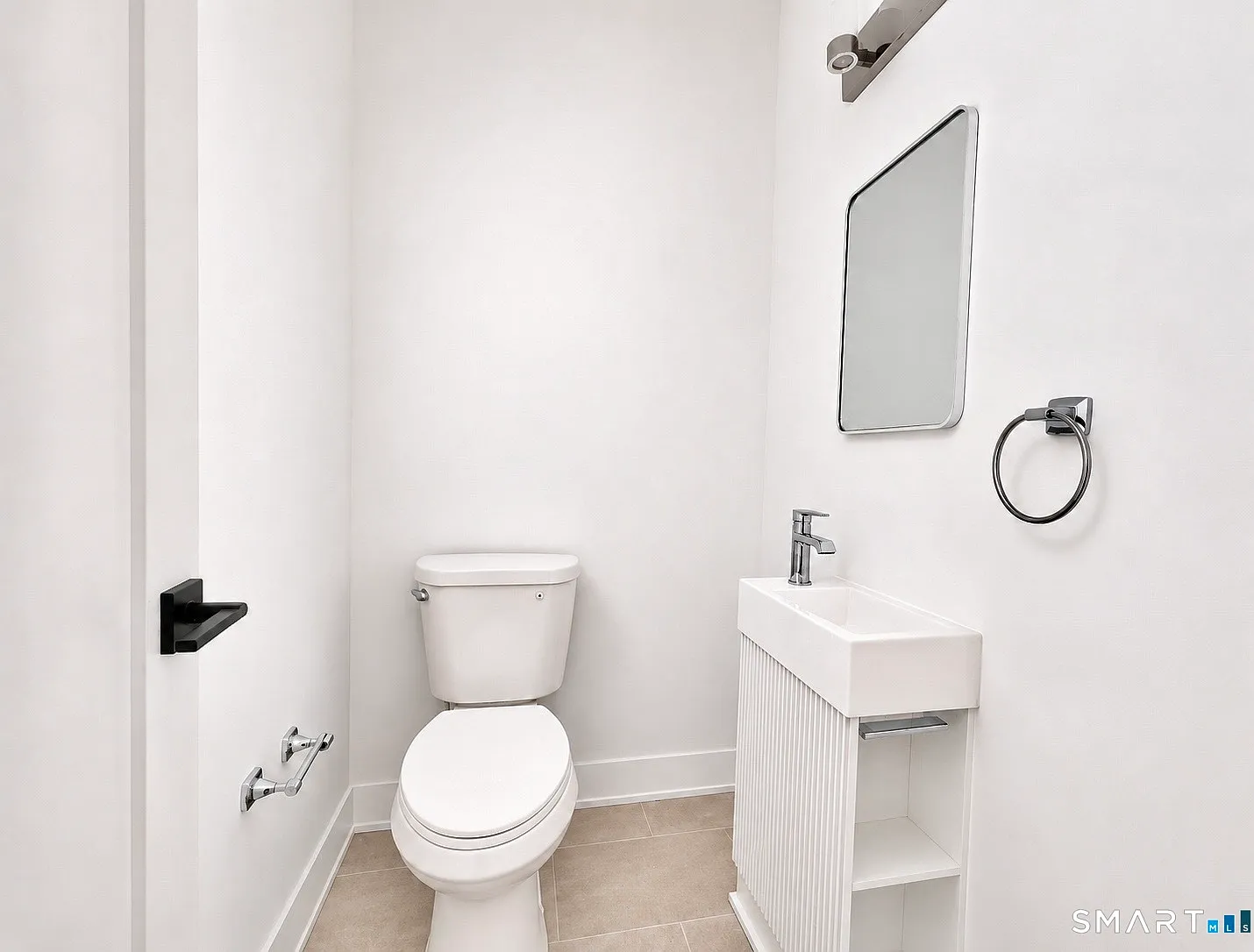 3 bed, 2.0 bath, 1498 sqft, $4,550 — Photo 3