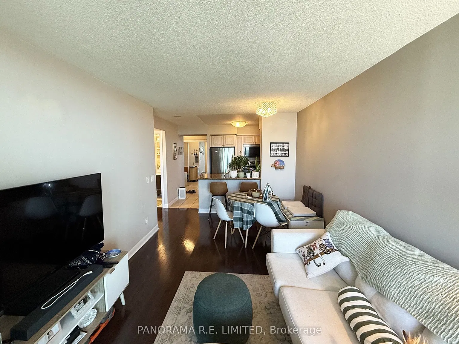225 Sherway Gardens Rd — Photo 3