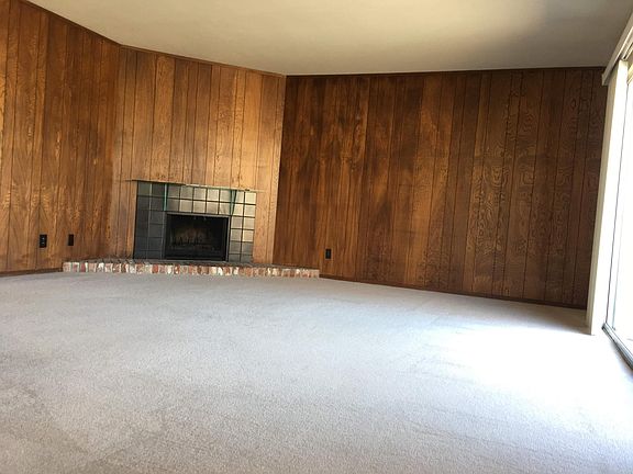 2nd image of 20 E Santa Inez Ave APT 7