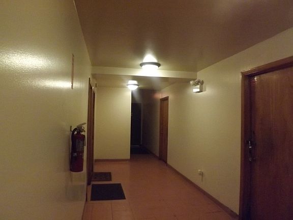 3rd image of 8343 S King Dr APT 1D