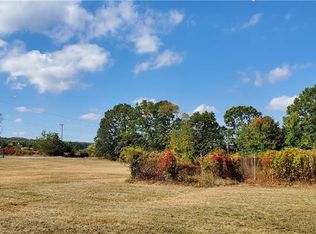 19 Paul St, Lincoln, RI 02865