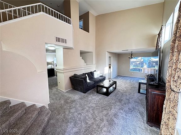 2nd image of 1808 Cedar Bluffs Way