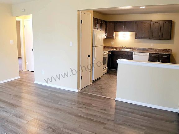 4th image of 8515 32nd Ave APT 1