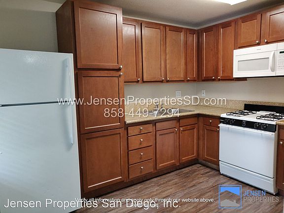 3rd image of 8561 Mellmanor Dr #1