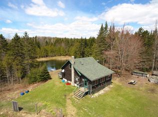 272 Trucott Dr, Sheffield, VT 05866