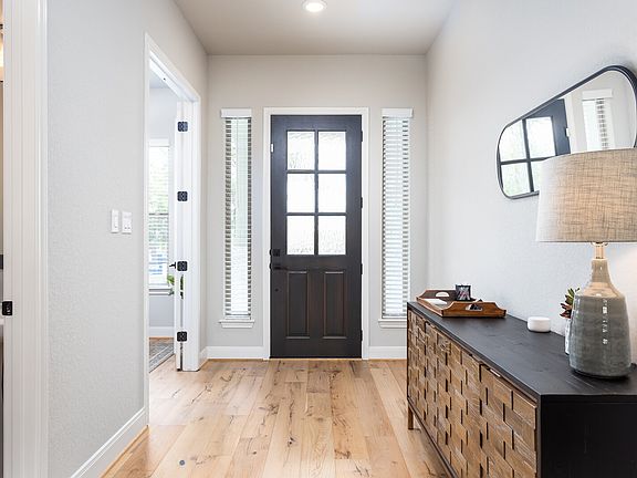 4th image of 120 Kingston Ct #4WIVTO