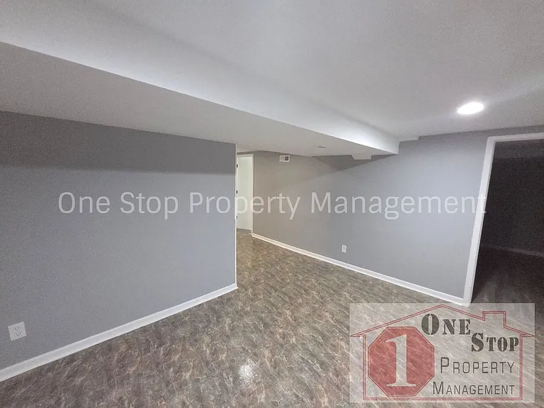 7037 Askew Ave — Photo 25