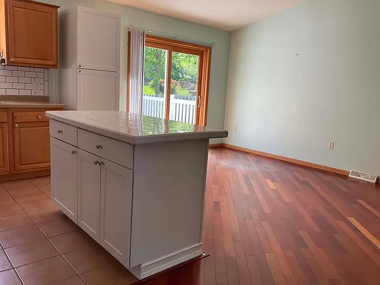 204 W Fairbanks St — Photo 15