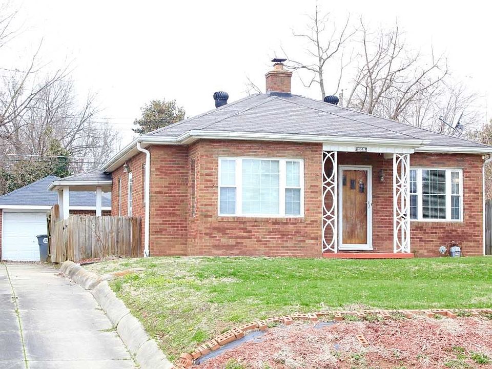 209 S. Saint James Blvd.