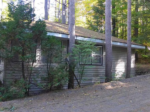 5th image of 42 Dubois Ln