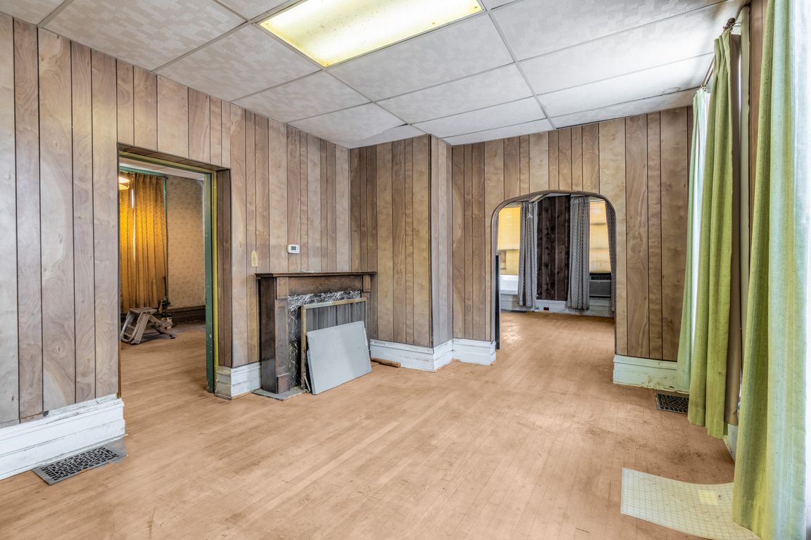 next background image