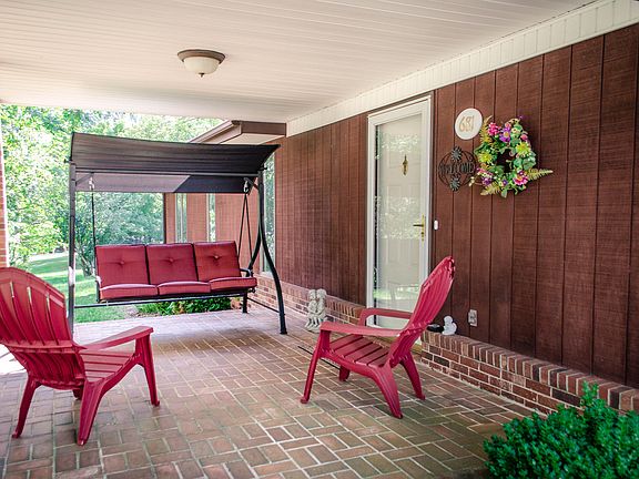 4th image of 681 Little Mountain Cir