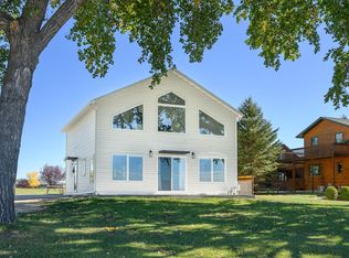 409 W Missouri Dr, Riverdale, ND 58565